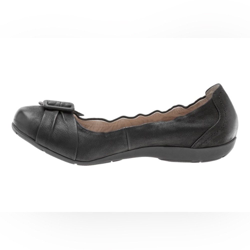 Abeo Tabitha black Leather flats size 9